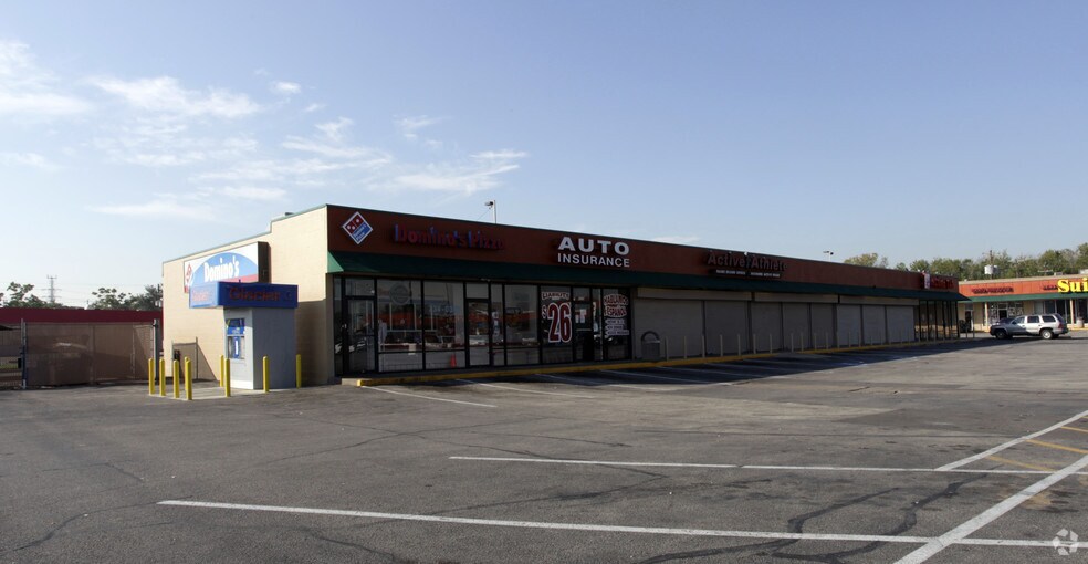 Primary Photo Of 9400-9450 Cullen Blvd, Houston Unknown For Lease