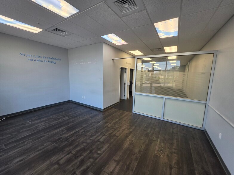 More Photos Of 700 SW Pine Island Rd, Cape Coral Unknown For Lease