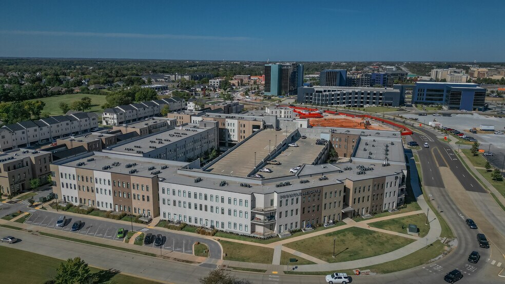 More Photos Of 5100 W Park Dr, Rogers Unknown For Lease