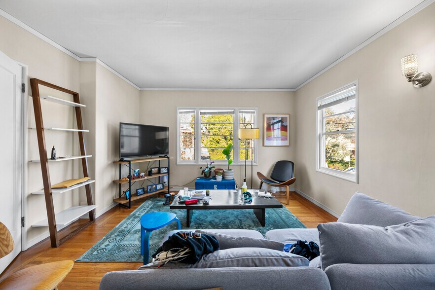 More Photos Of 367 41st St, Oakland Multifamily For Sale