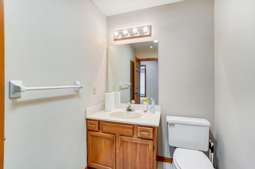 More Photos Of 9672-9694 Cincinnati Columbus Rd, West Chester Office Residential For Sale
