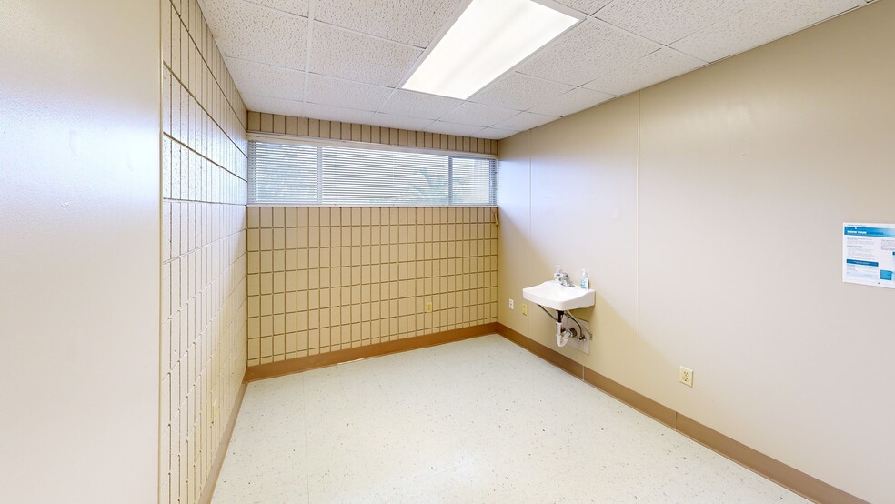 More Photos Of 306 10th St, Haines City Medical For Lease