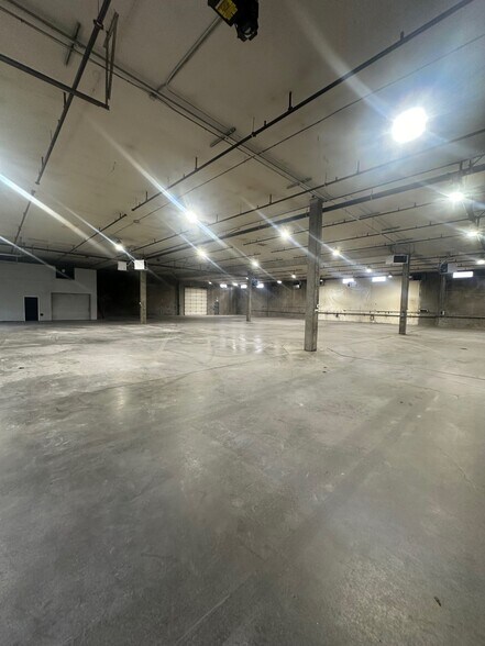 More Photos Of 520 W Dalton Ave, Coeur d'Alene Distribution For Lease