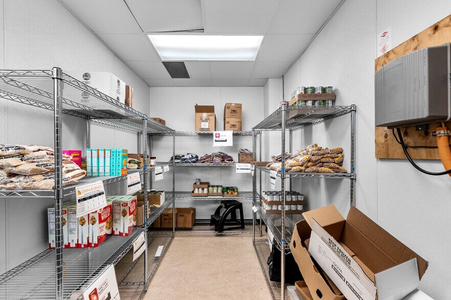 More Photos Of 445 S Adams St, Green Bay Office For Lease