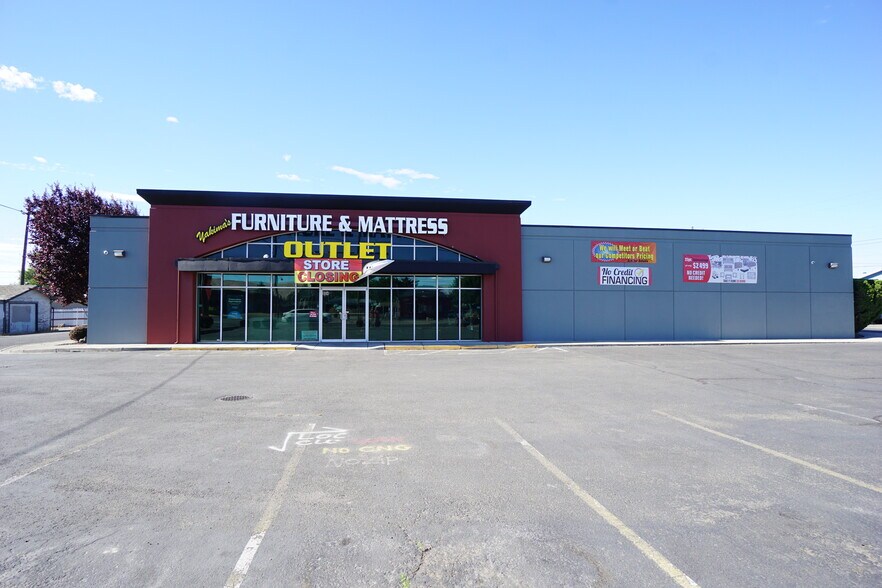 More Photos Of 802 E Nob Hill Blvd, Yakima Freestanding For Lease