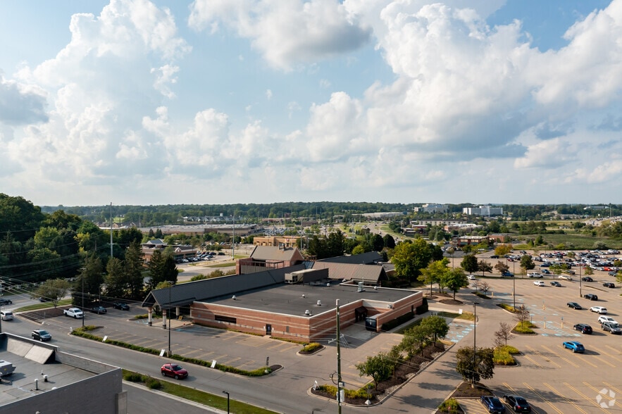 More Photos Of 19900 Haggerty Rd, Livonia Hospital For Lease