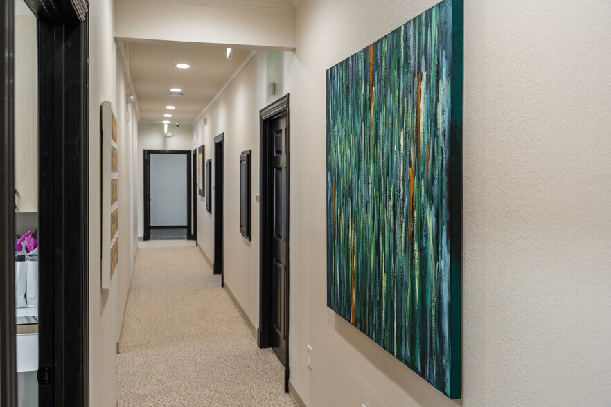 More Photos Of 6220 Campbell Rd, Dallas Medical For Lease