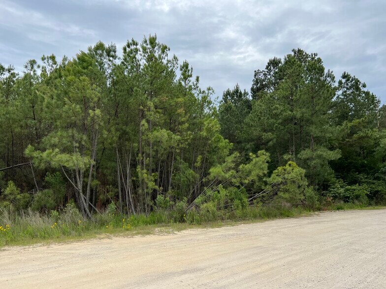 More Photos Of Lee Paving -1, Aberdeen Land For Sale