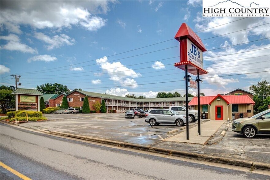 More Photos Of 341 N Main St, Sparta Hospitality For Sale