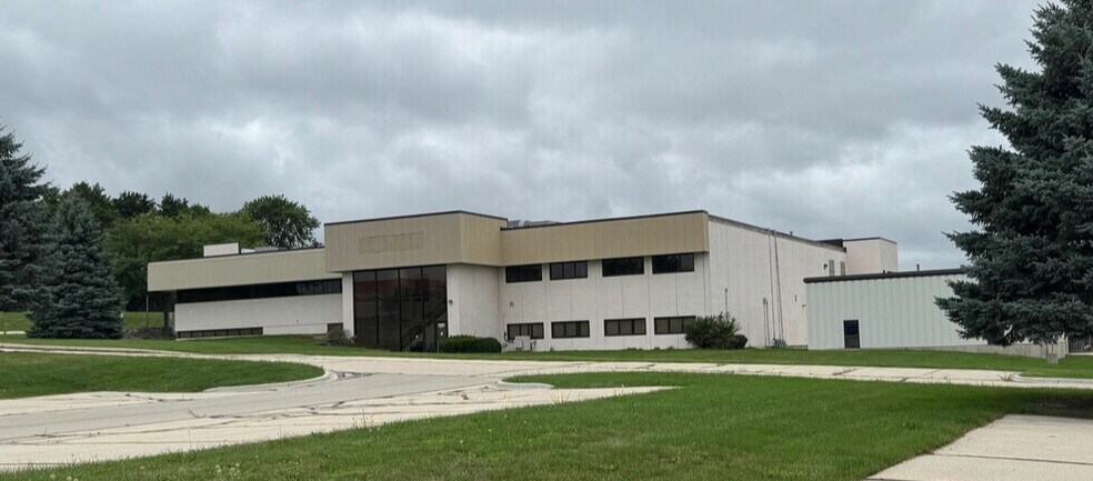 More Photos Of 2985 S Ridge Rd, Green Bay Medical For Sale