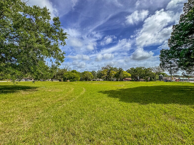 More Photos Of 615 Old Hospital Dr, Brooksville Land For Sale