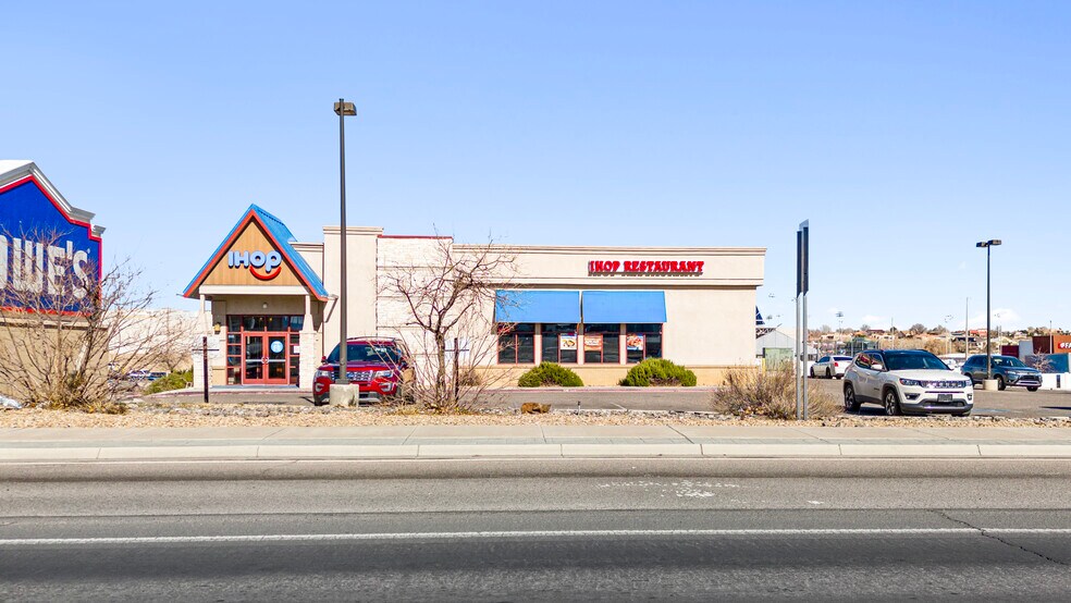 More Photos Of 1580 Main St, Los Lunas Restaurant For Sale