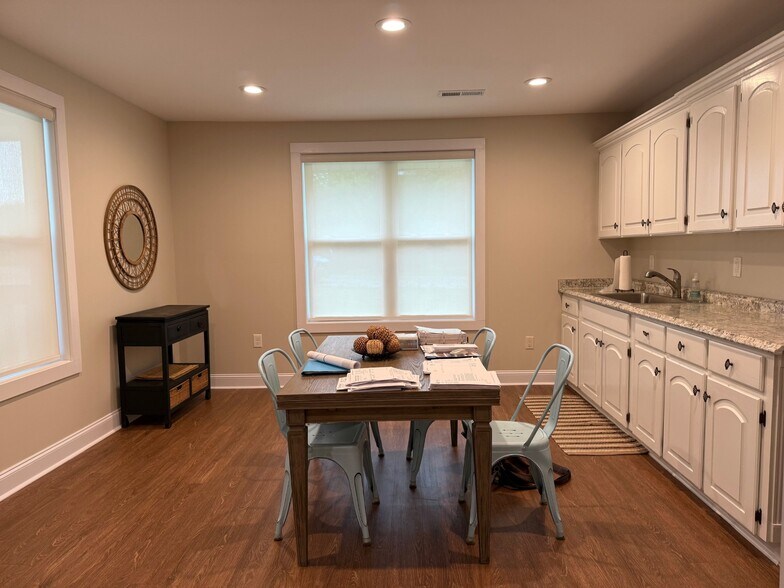 More Photos Of 2115 Anderson Rd, Greenville Daycare Center For Sale