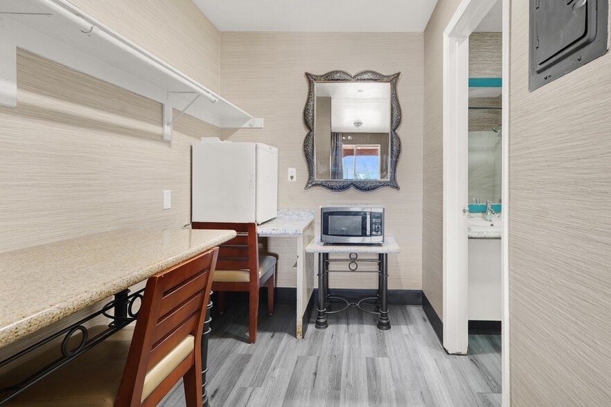 More Photos Of 2855 Fremont St, Las Vegas Hotel For Sale