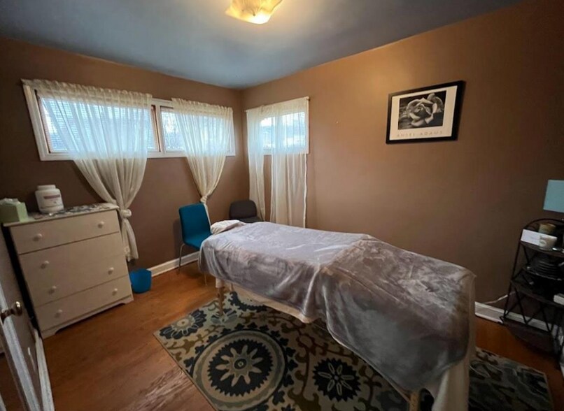 More Photos Of 825 Philadelphia Rd, Easton Medical For Sale