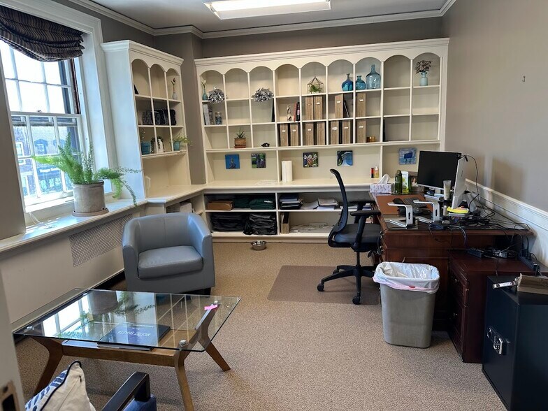 More Photos Of 1 Capitol St, Concord Office For Lease