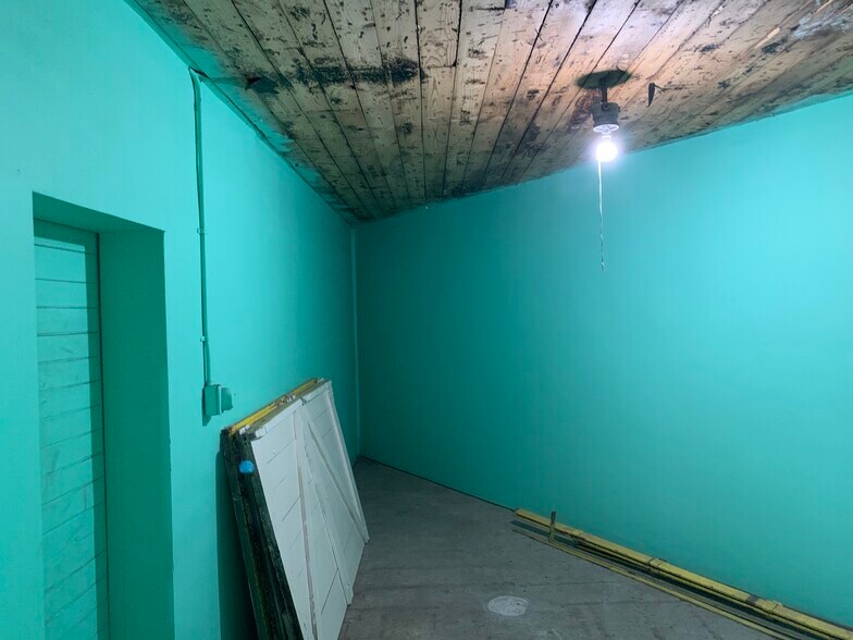 More Photos Of 1115 Roosevelt Ave, San Antonio Restaurant For Lease