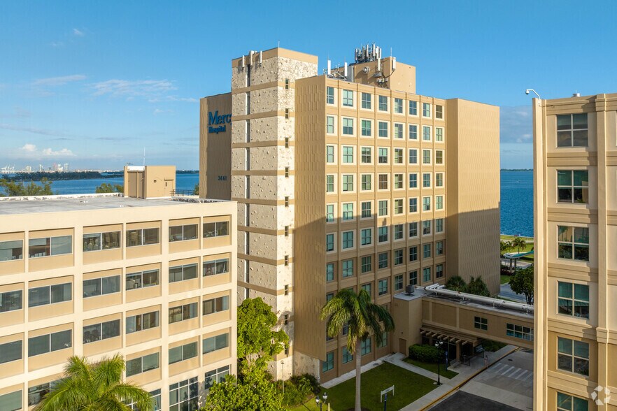 More Photos Of 3661 S Miami Ave, Miami Medical For Lease