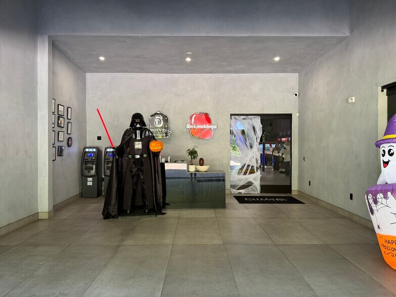 More Photos Of 7677 W Sunset Blvd, Los Angeles General Retail For Lease