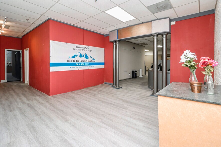 More Photos Of 827 Douglas Ave, Portsmouth Warehouse For Lease