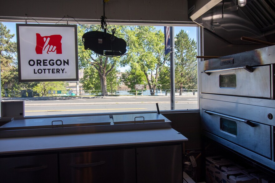 More Photos Of 200 Beech St, Arlington Restaurant For Sale