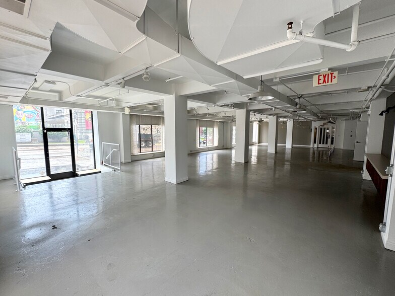 More Photos Of 5 Lyon St NW, Grand Rapids Apartments For Lease