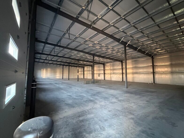 More Photos Of 2490 Rainbow Dr, Warsaw Self Storage For Sale