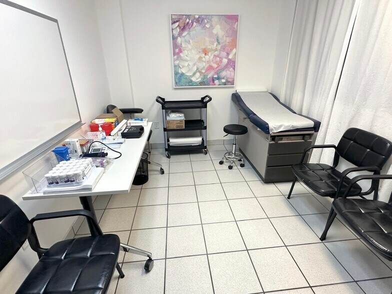 More Photos Of 8100 W Flagler St, Miami Loft Creative Space For Lease