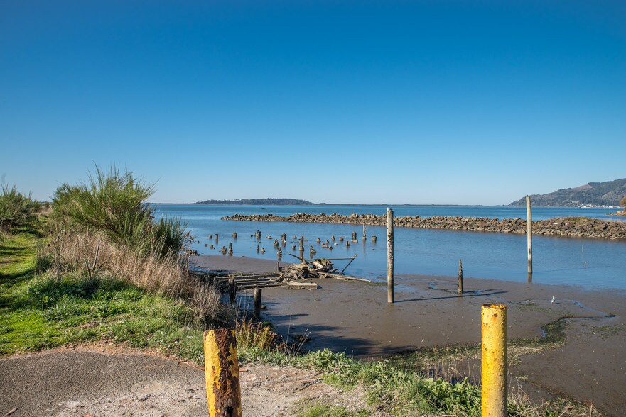 More Photos Of Hayes Oyster Dr, Bay City Land For Sale