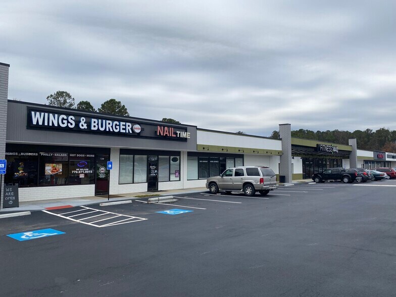 More Photos Of 2731 Sandy Plains Rd, Marietta Unknown For Lease