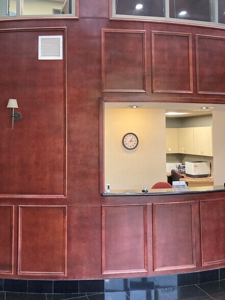 Primary Photo Of 64 N Pecos Rd, Henderson Medical For Sale