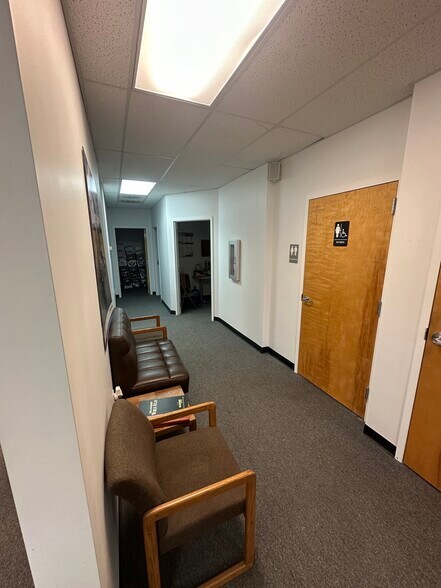 More Photos Of 2235 Lewisville Clemmons Rd, Clemmons Office Residential For Lease