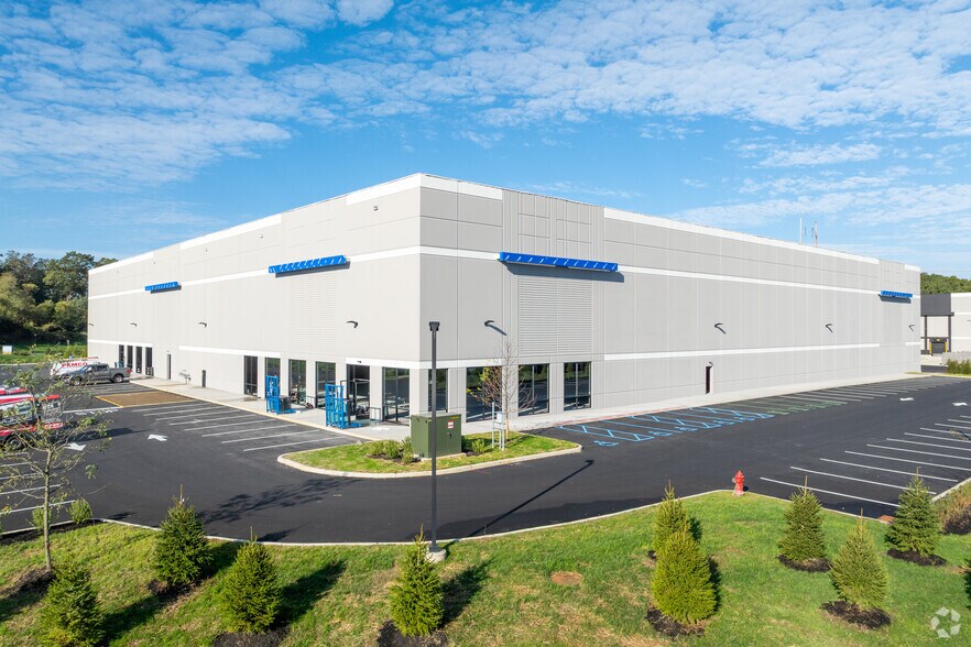 More Photos Of 1840 Wayside Road-Building B, Tinton Falls Unknown For Lease