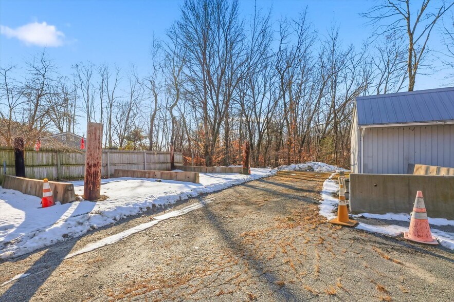 More Photos Of 58 Main st, Charlestown Office For Sale