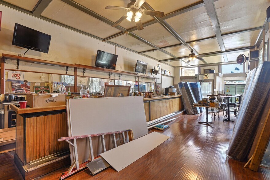 5 E Penn Ave, Wernersville, PA 19565 Apartments For Sale