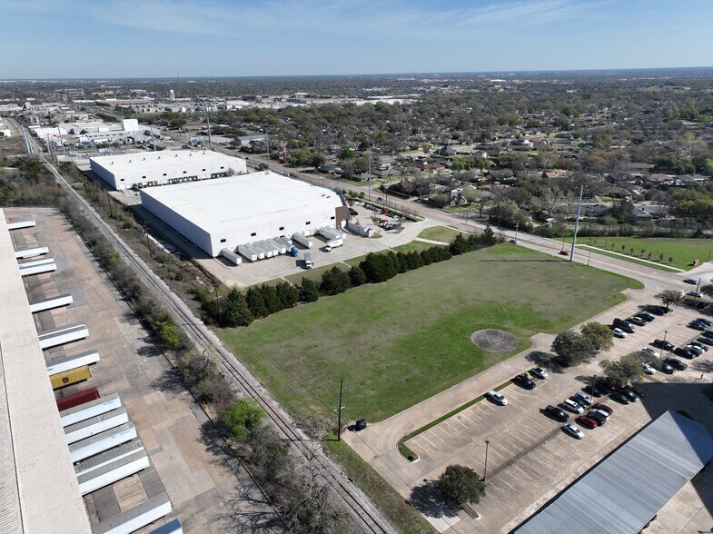 More Photos Of 1849 Shiloh rd, Garland Industrial For Lease