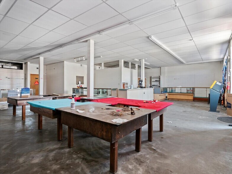 More Photos Of 1480 S State St, Salt Lake City Storefront For Sale