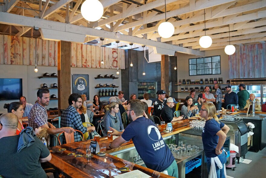 More Photos Of 120 Santa Barbara St, Santa Barbara General Retail For Lease