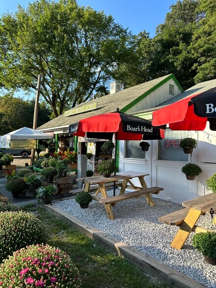 More Photos Of 3 Plain Rd, Westford Garden Center For Sale