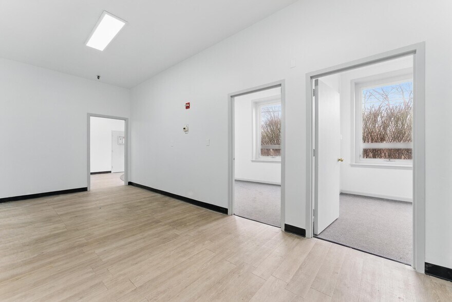 More Photos Of 755 New Ludlow Rd, South Hadley Warehouse For Sale