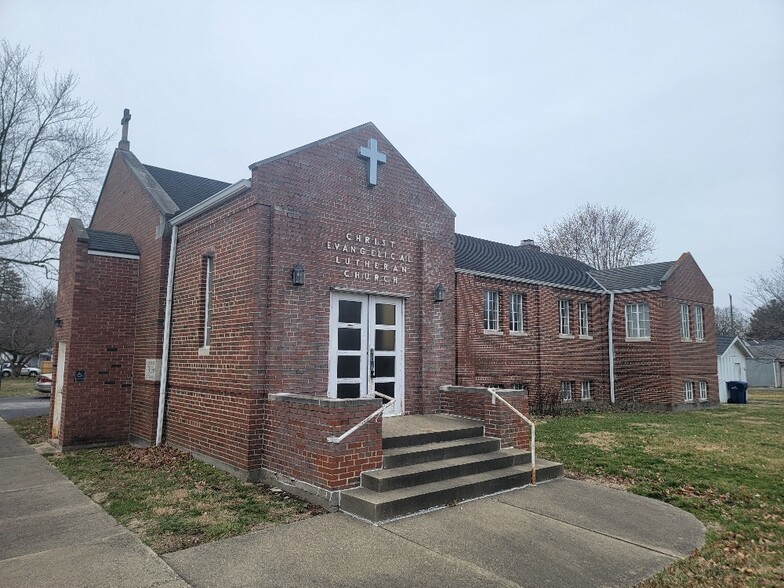 Primary Photo Of 2331 Poplar St, Terre Haute Religious Facility For Lease