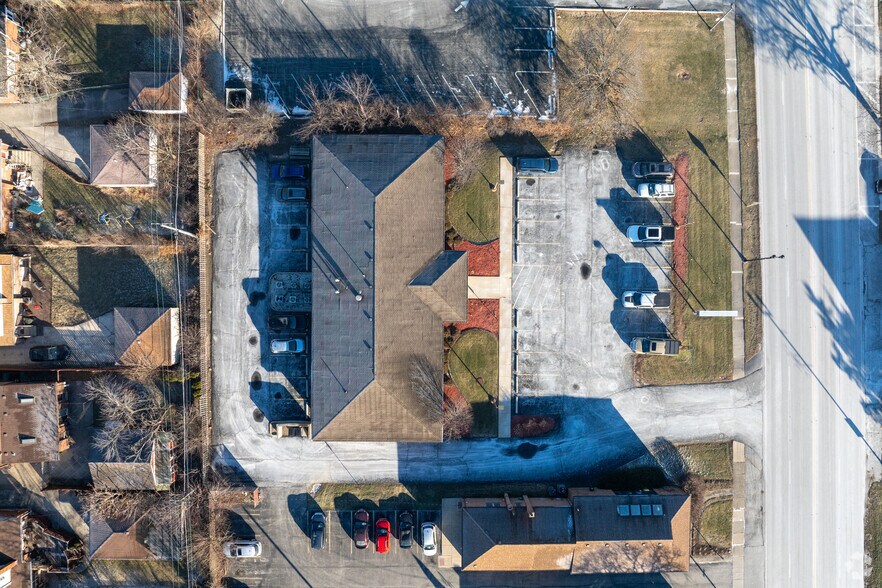 More Photos Of 18636 Dixie Hwy, Homewood Medical For Lease