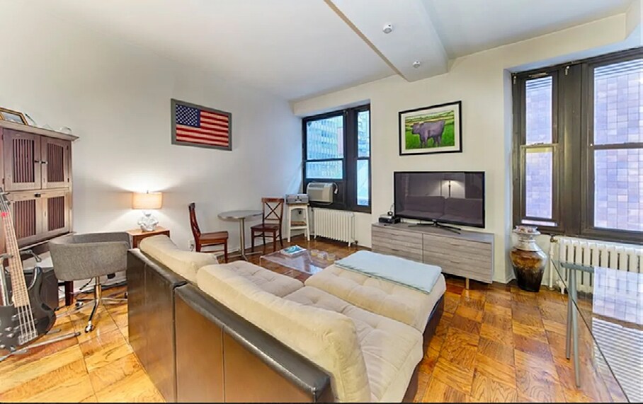 More Photos Of 160 Front St, New York Apartments For Sale