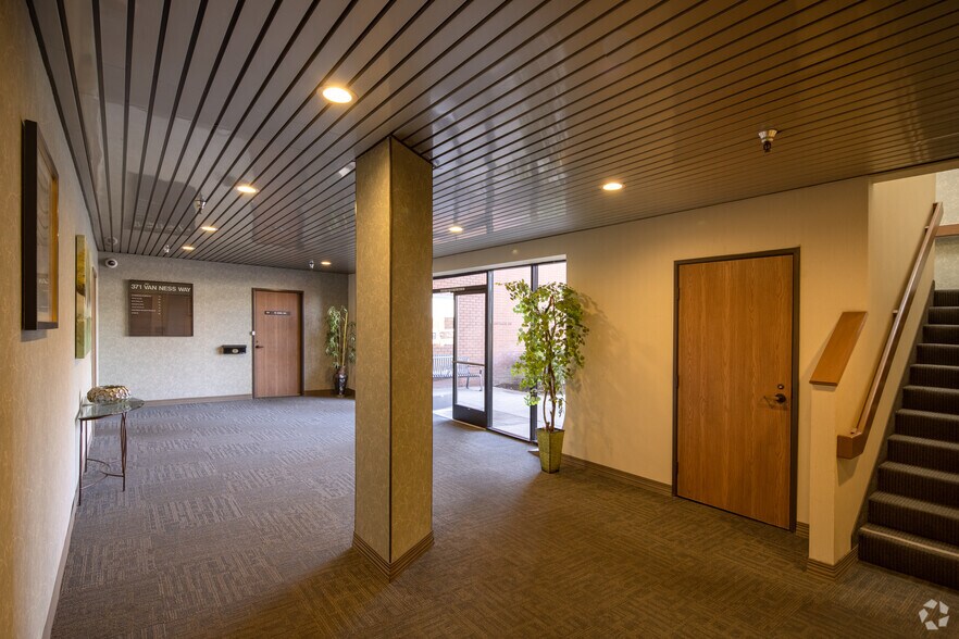 More Photos Of 357 Van Ness Way, Torrance Unknown For Lease