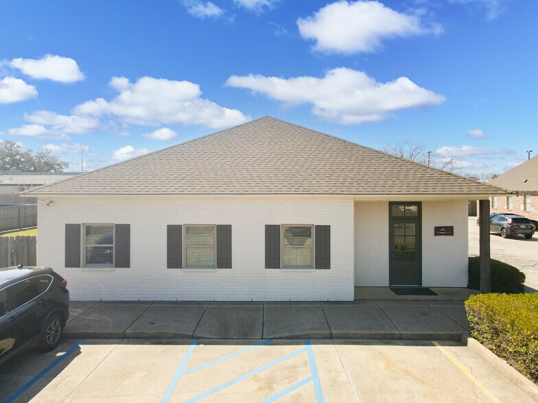 More Photos Of 17505 Jefferson Hwy, Prairieville Medical For Sale