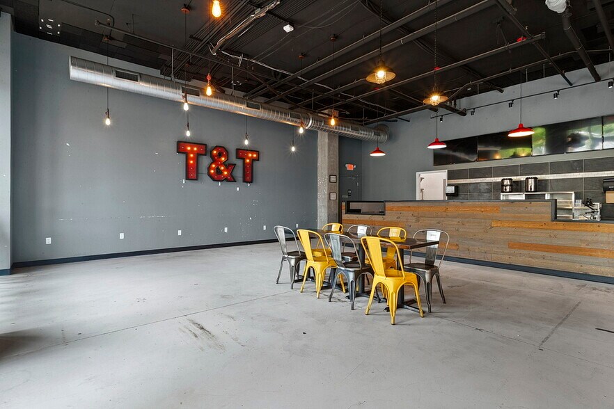 More Photos Of 5005 SE 72nd Ave, Portland Apartments For Lease