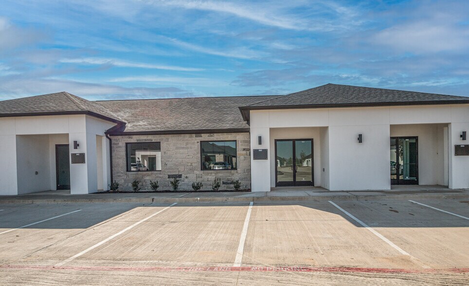 More Photos Of 3951 Alma Rd, McKinney Office For Lease