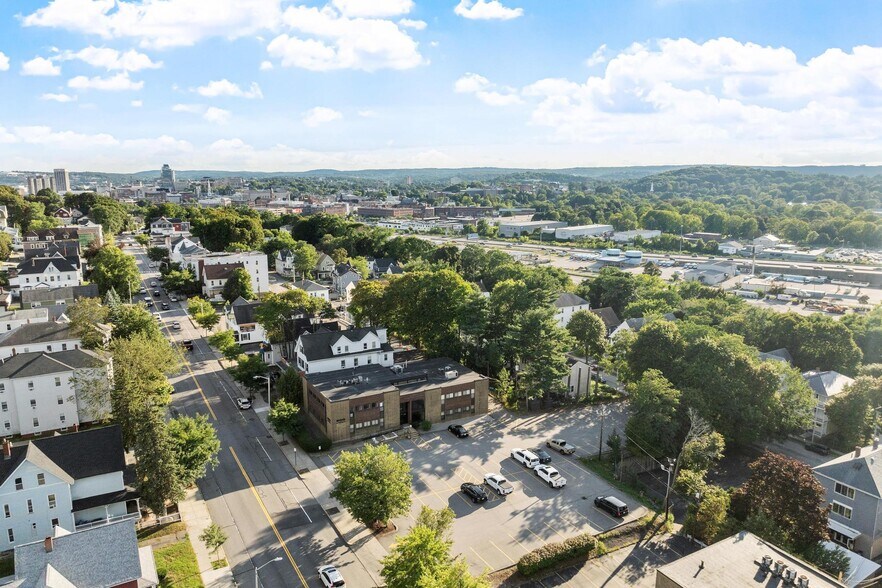 More Photos Of 200 Lincoln St, Worcester Medical For Sale