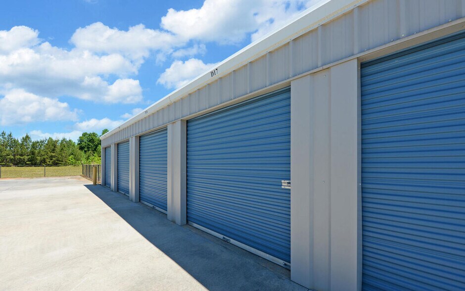 More Photos Of 489 Oak Valley Rd, Toccoa Self Storage For Sale