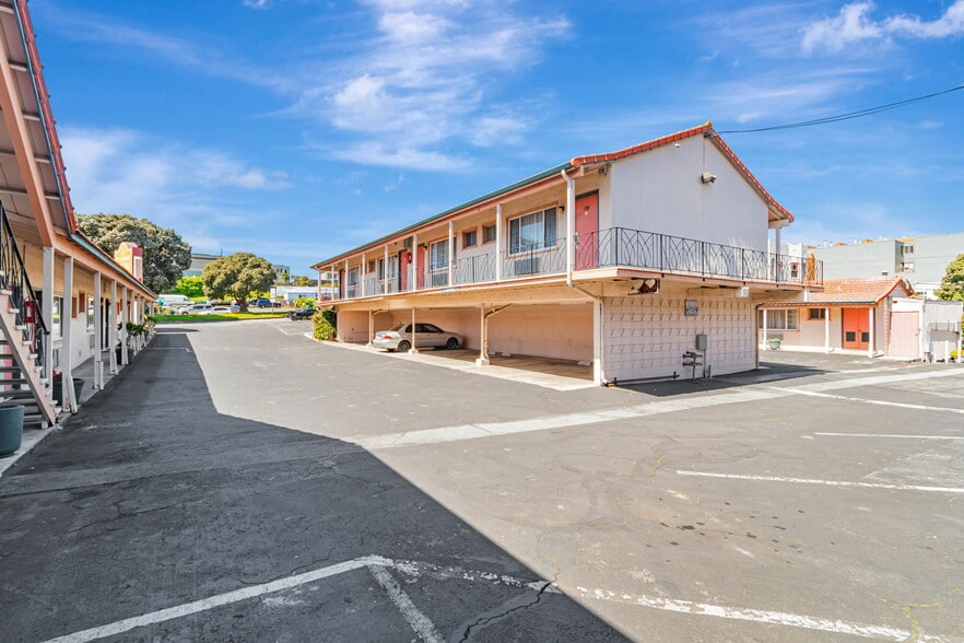 More Photos Of 7525 Mission St, Daly City Hotel For Sale